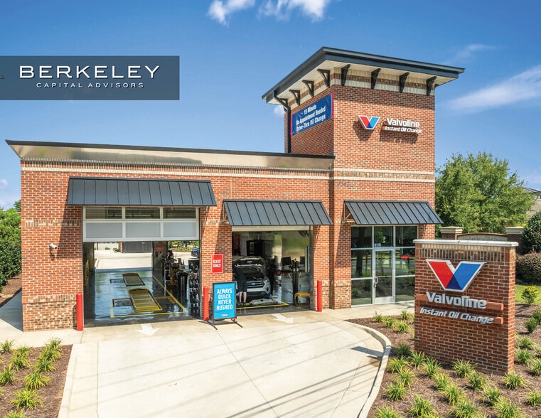 Primary Photo Of 5362 Sunset Blvd, Lexington Freestanding For Sale