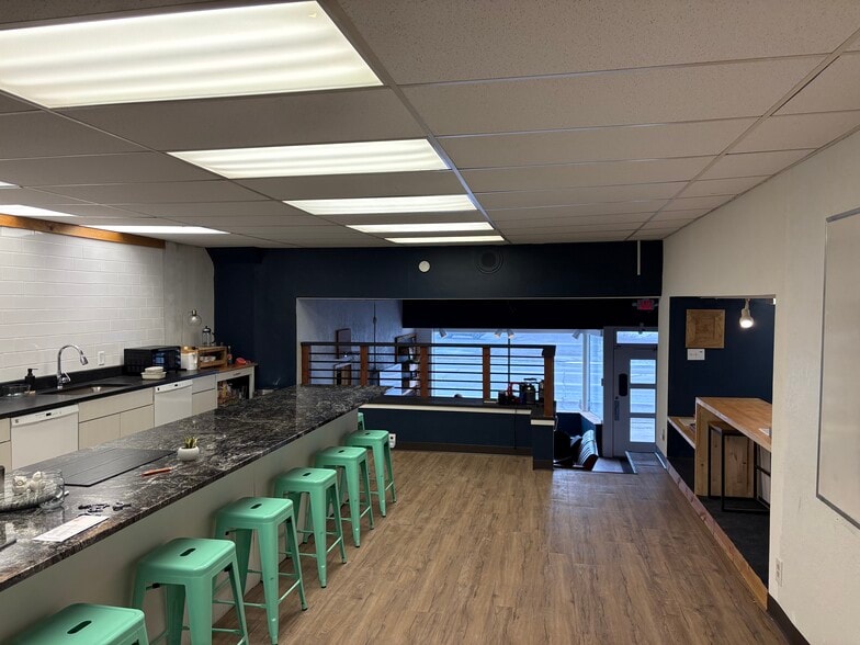 More Photos Of 3907-3907 Grand Ave, Duluth Storefront Retail Residential For Sale