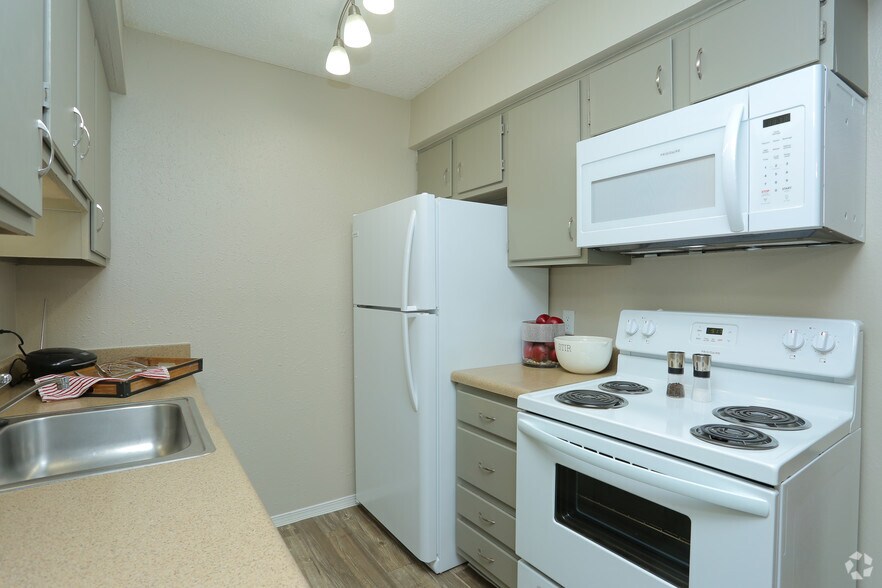 More Photos Of 6326 S 107th East Ave, Tulsa Apartments For Sale