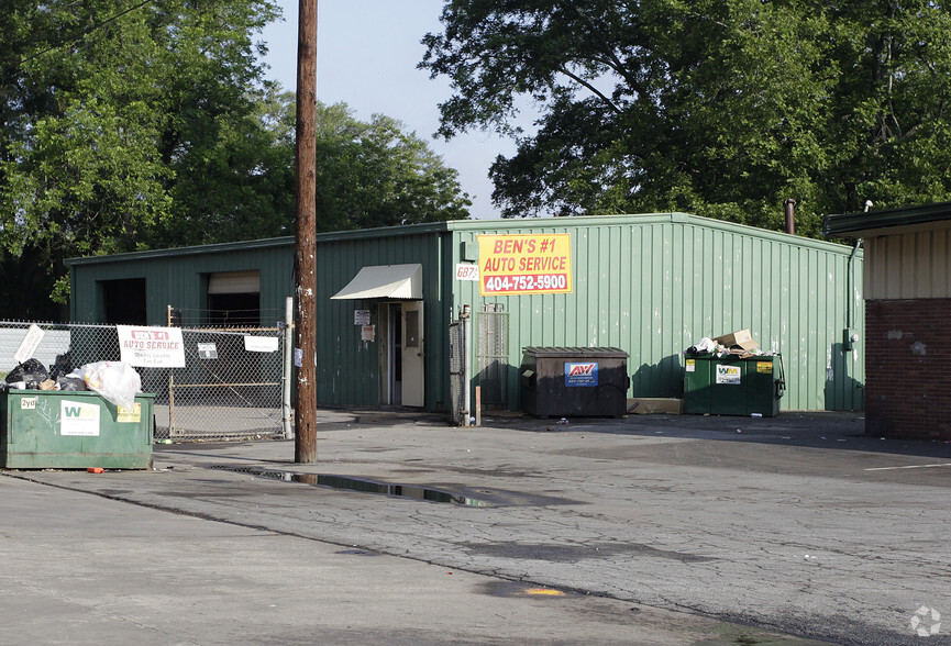 Primary Photo Of 687 SW Cascade Ave, Atlanta Auto Repair For Lease