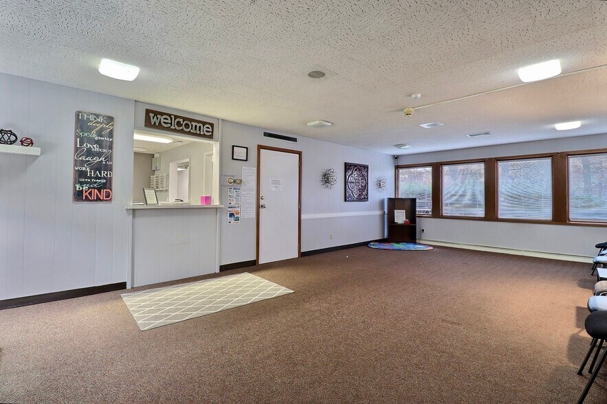 More Photos Of 230 E 22nd St, Fremont Medical For Sale