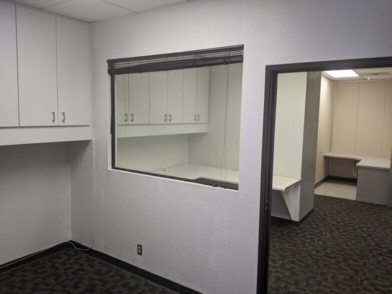 More Photos Of 8242 W 3rd St, Los Angeles Office For Lease