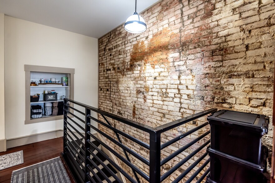 More Photos Of 320 N Mechanic St, Lebanon Multifamily For Sale