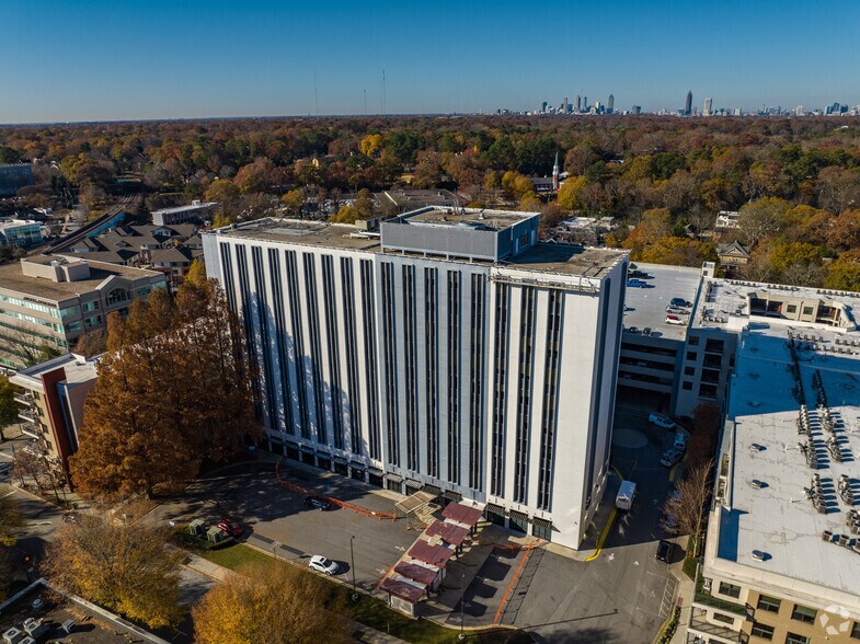 More Photos Of 315 W Ponce de Leon Ave, Decatur Medical For Lease