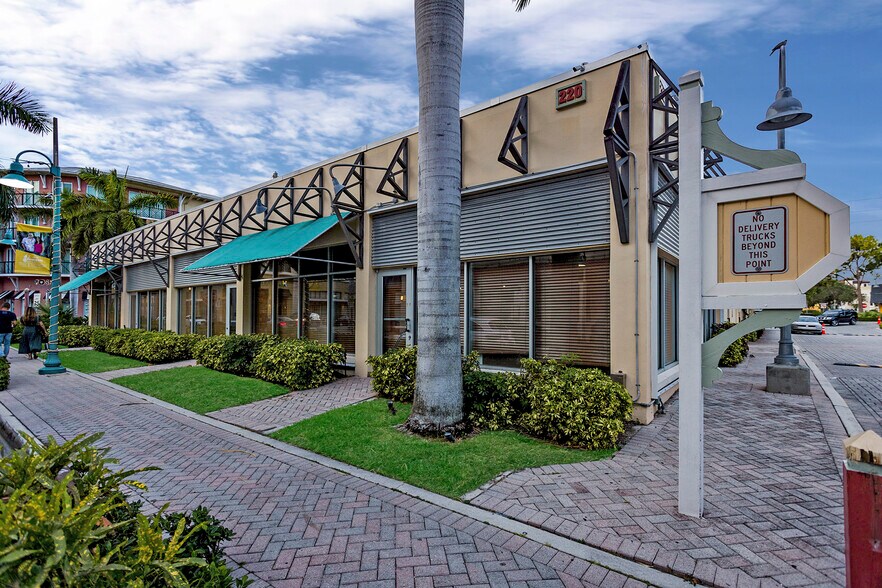More Photos Of 220 NE 1st St, Delray Beach Unknown For Lease