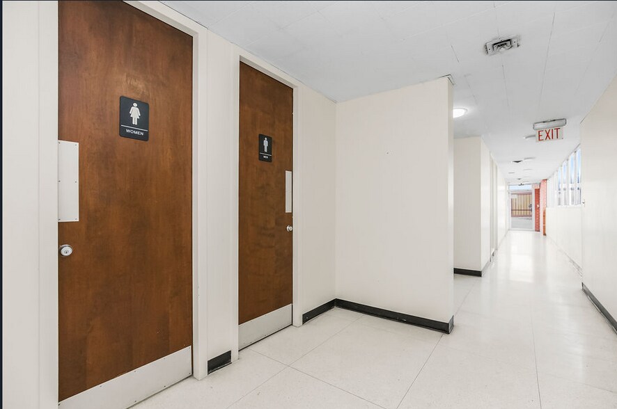 More Photos Of 1854 Minnesota Ave, Kansas City Office Residential For Sale