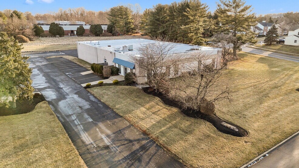 More Photos Of 2 Pheasant Run, Newtown Research And Development For Sale