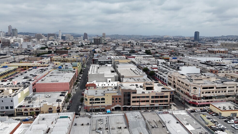 More Photos Of 777 E 12th St, Los Angeles Office For Lease