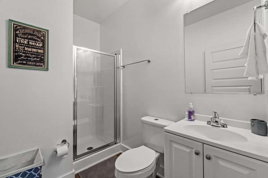 More Photos Of 2906 Sarah Jean Ct, Panama City Manufactured Housing Mobile Home Park For Sale