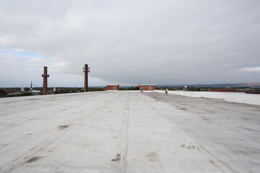 More Photos Of 50 Kennedy St, Chambersburg Warehouse For Sale