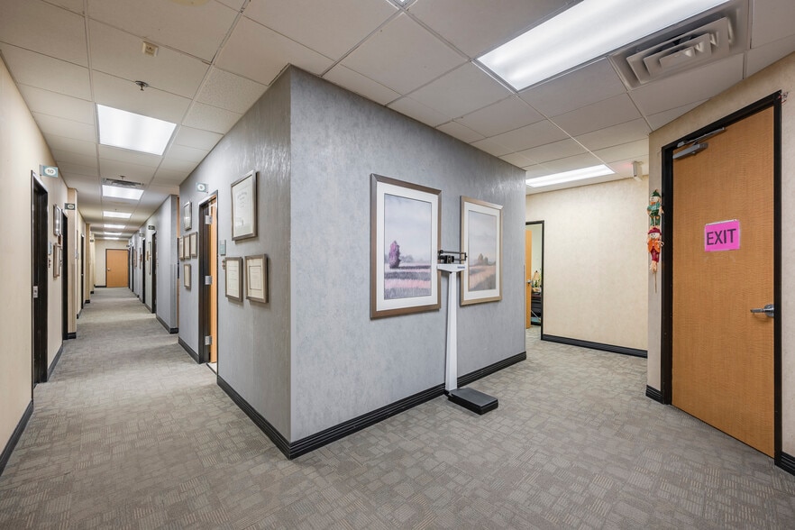 More Photos Of 800 Orthopedic Way, Arlington Medical For Lease