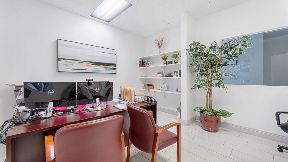 More Photos Of 4059 Bryan Ave, Fort Worth Office Residential For Sale