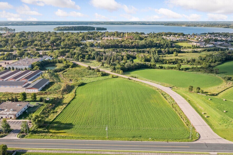 More Photos Of 700 10th St E, Waconia Land For Sale