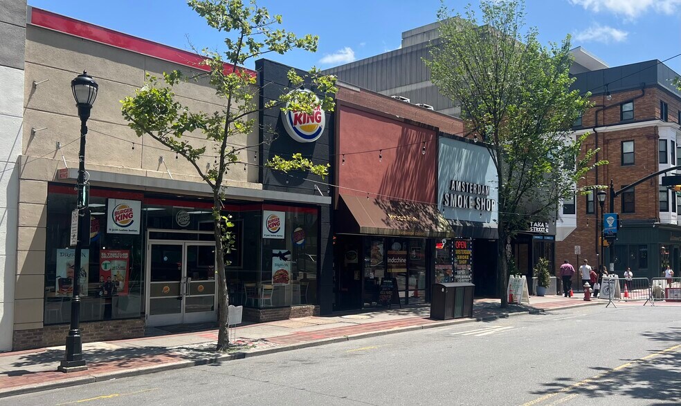 More Photos Of 369-373 George St, New Brunswick General Retail For Lease