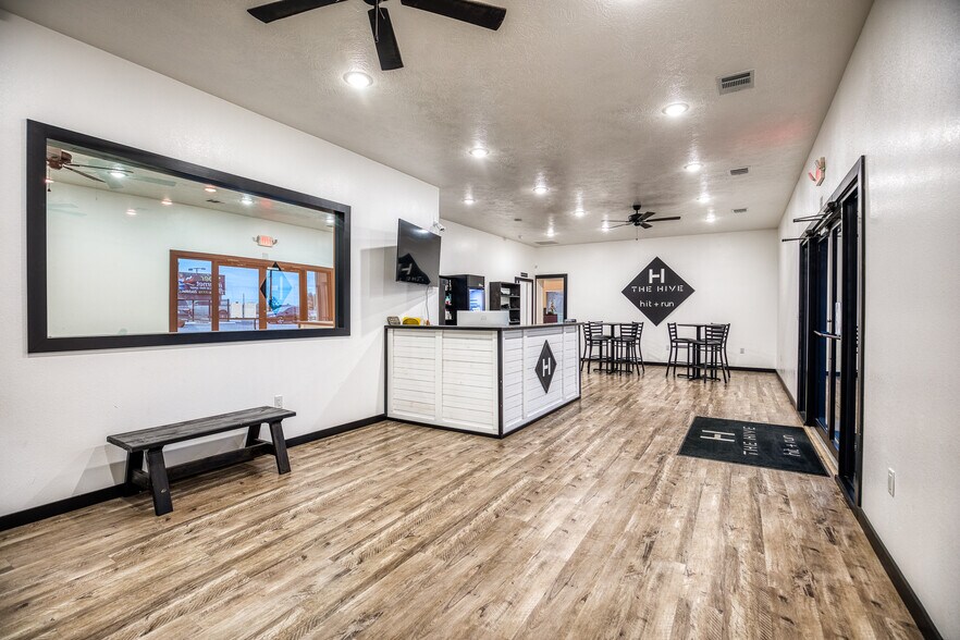 More Photos Of 2762 State Highway 21 E, Caldwell Warehouse For Lease