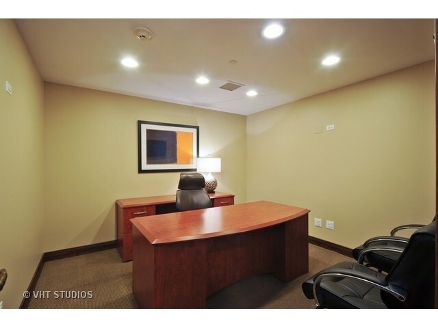 More Photos Of 2132 Green Bay Rd, Highland Park Office For Lease
