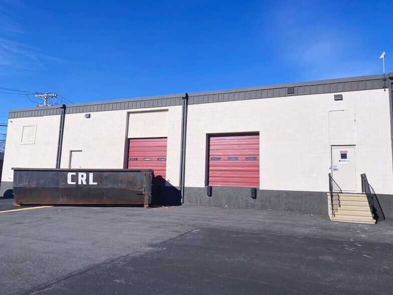 Primary Photo Of 22 6th Rd, Woburn Warehouse For Lease