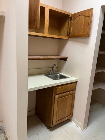 More Photos Of 217 Rt 130, Bordentown Office For Lease