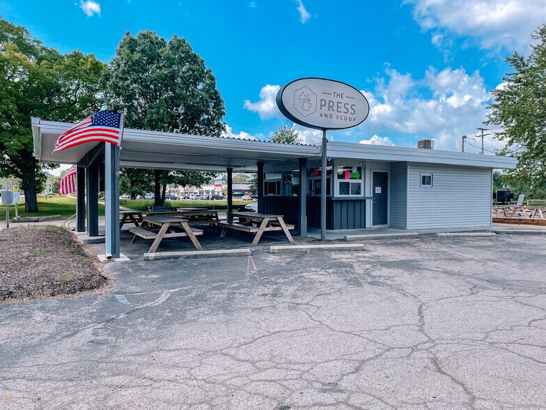 More Photos Of 2120 S Milford Rd, Highland Freestanding For Sale