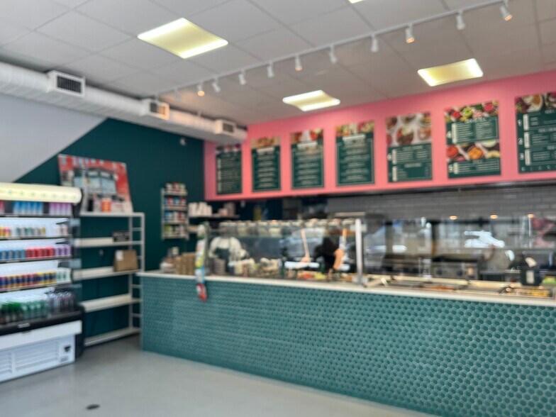 More Photos Of 349 Bedford Ave, Brooklyn Storefront For Lease