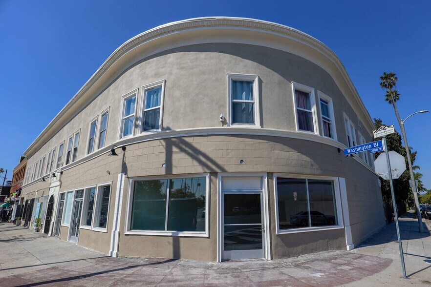 More Photos Of 2153-2173 W Washington Blvd, Los Angeles Storefront Retail Residential For Lease