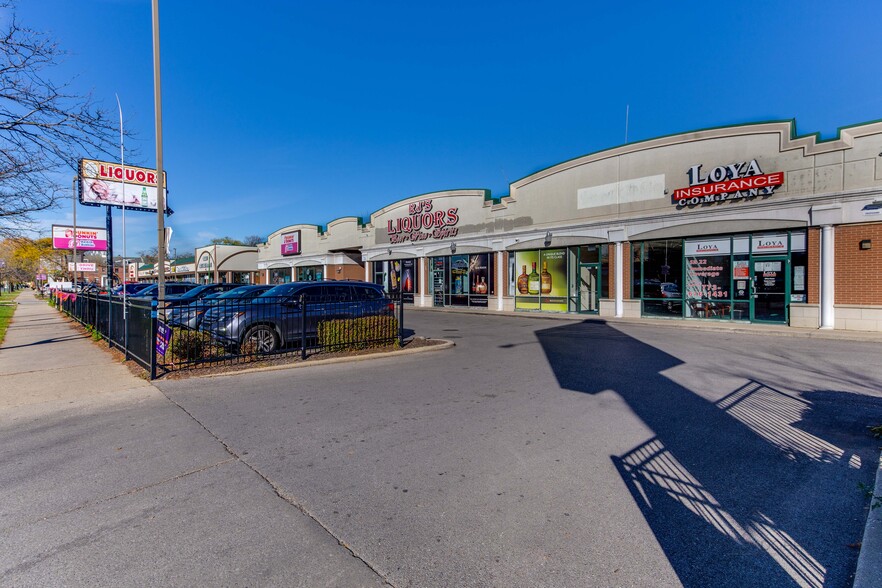 More Photos Of 5634-5650 W Fullerton Ave, Chicago Unknown For Lease