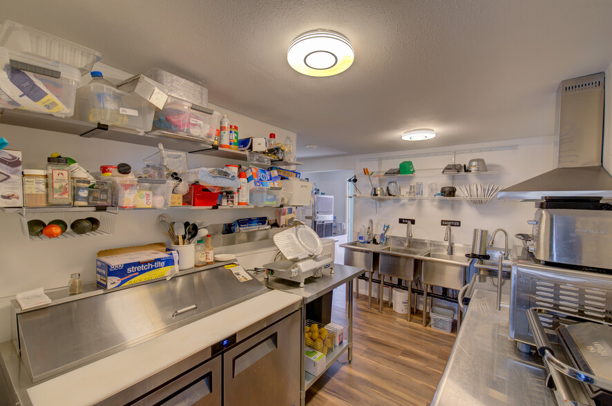 More Photos Of 601 Pacific Ave S, Long Beach Storefront Retail Residential For Sale