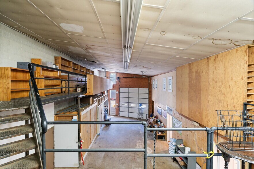 More Photos Of 101 E Marshall St, Remington Storefront Retail Office For Sale