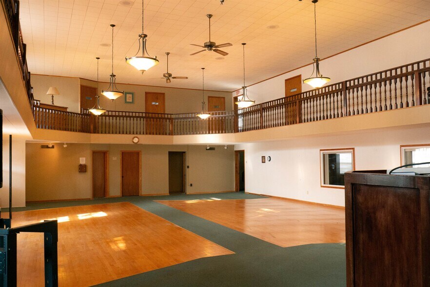 More Photos Of 501 S Topeka St, El Dorado Specialty For Sale