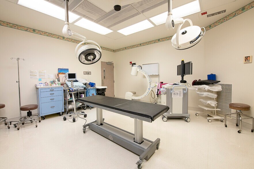 More Photos Of 4804 Leavitt Rd, Lorain Medical For Sale