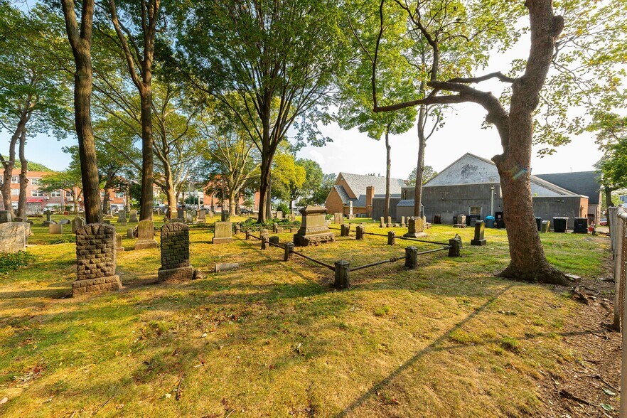 More Photos Of 8407 Broadway, Elmhurst Land For Sale