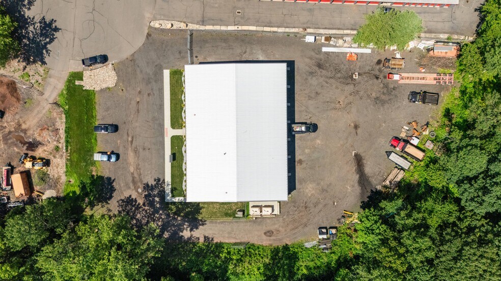 More Photos Of 28 Costello Pl, Newington Industrial For Lease
