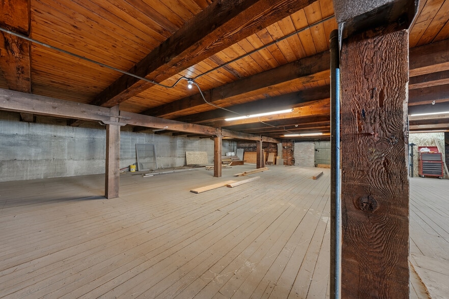 More Photos Of 316 Front St, Medford Specialty For Sale