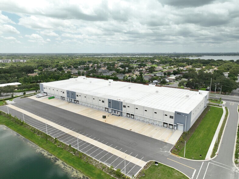 More Photos Of 5501 Lee Vista Blvd, Orlando Unknown For Lease