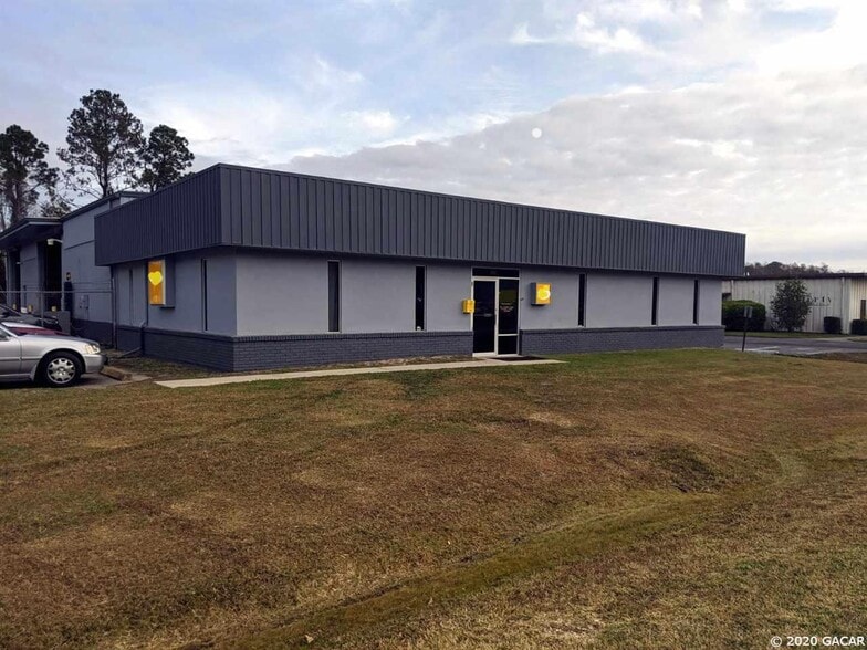 2740 NW 74th Pl  
