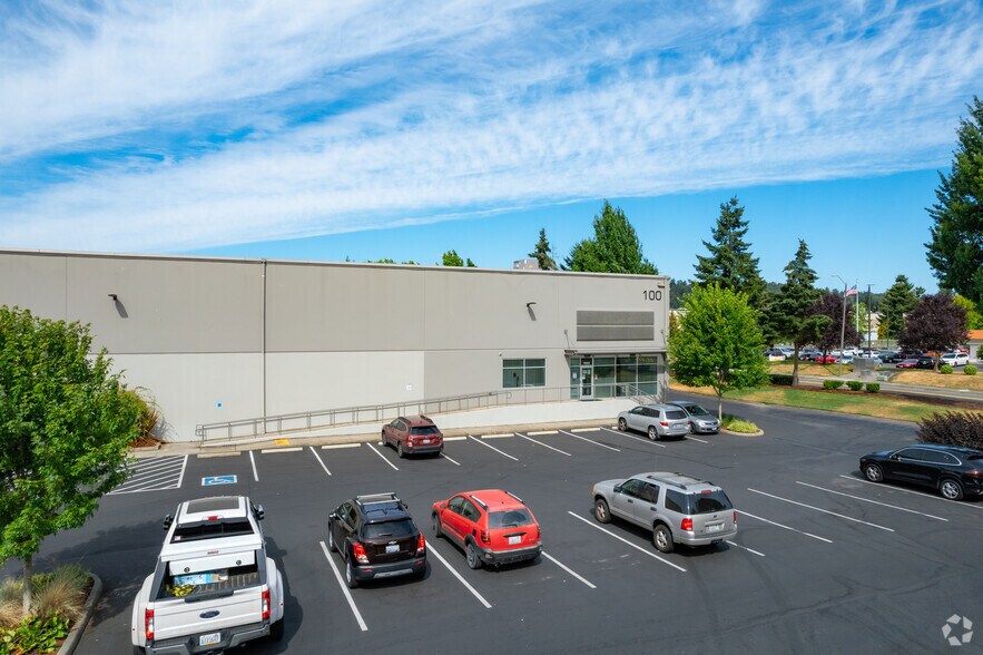 More Photos Of 19005 64th Ave S, Kent Warehouse For Lease