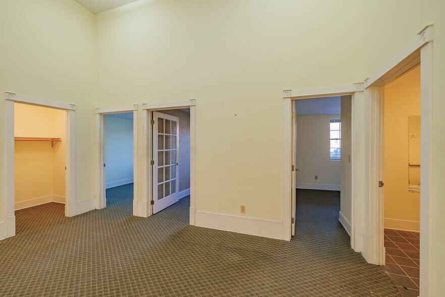 More Photos Of 218 Gay St, Erwin Loft Creative Space For Sale