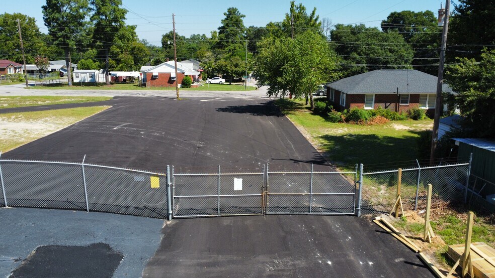 More Photos Of 1651 Holland St, West Columbia Warehouse For Lease