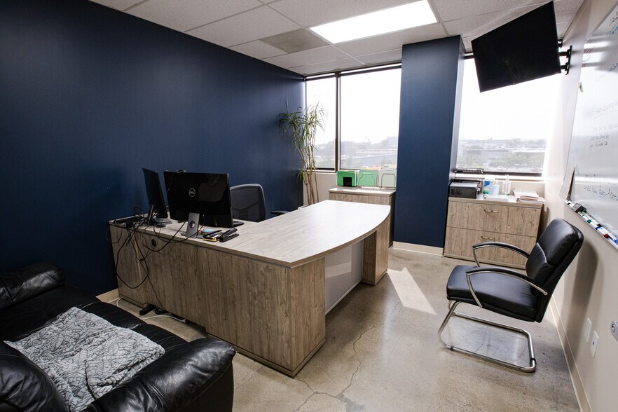 More Photos Of 3355 E Spring St, Long Beach Office For Lease