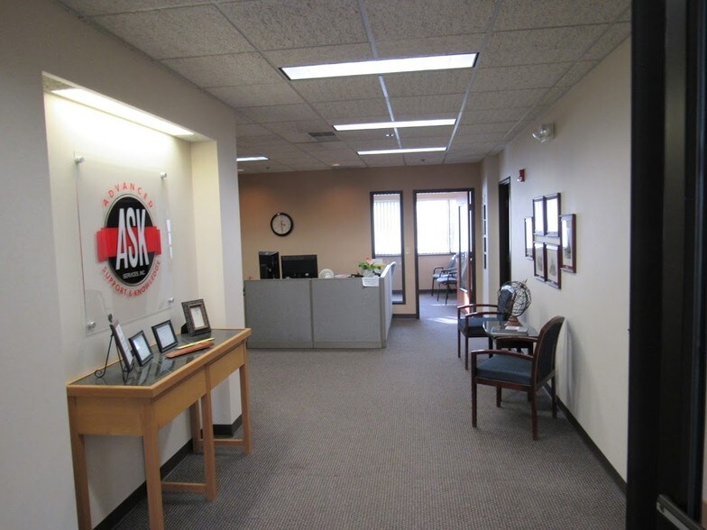 More Photos Of 42180 Ford Rd, Canton Medical For Lease
