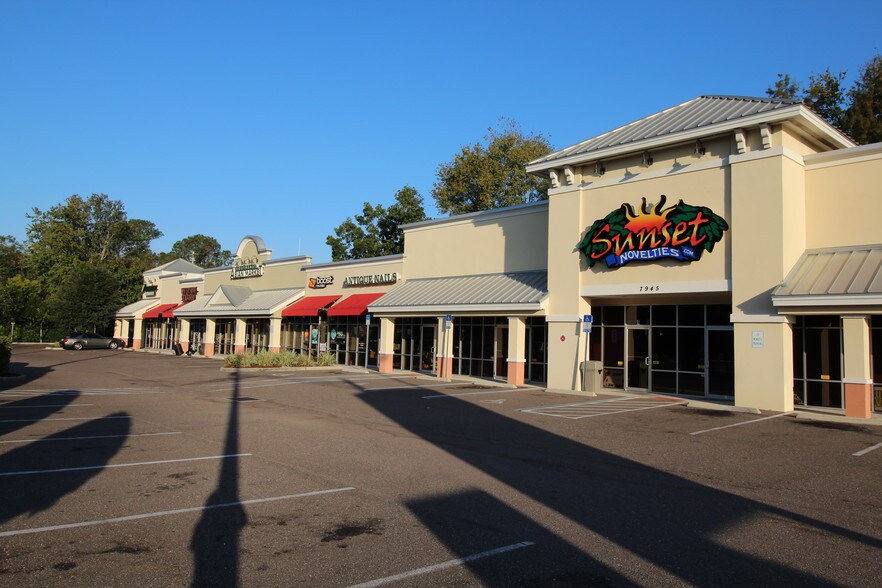 More Photos Of 7945 103rd St, Jacksonville Unknown For Lease