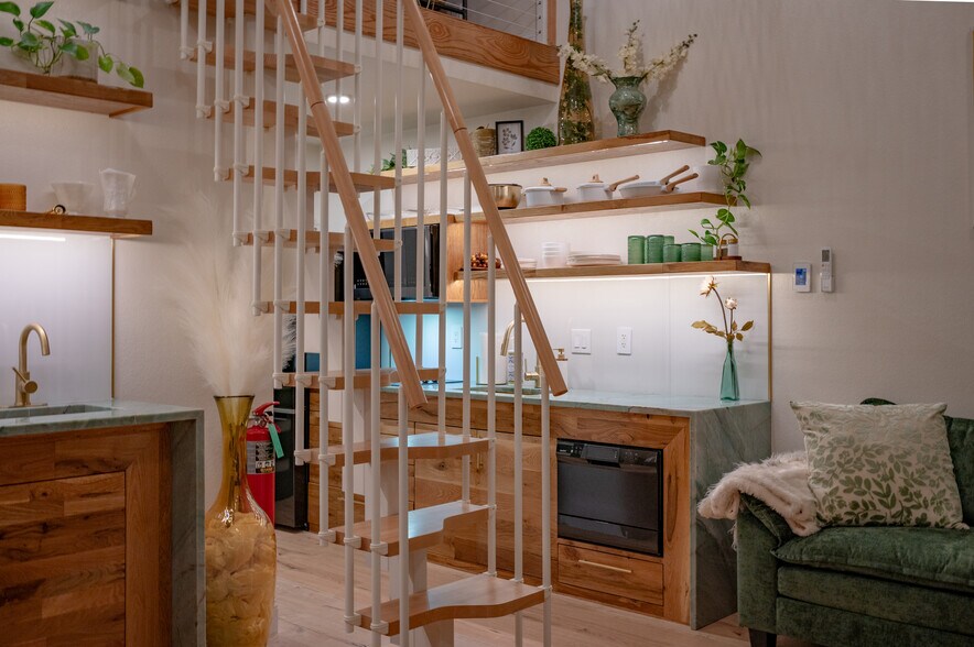 More Photos Of 150 Passion Play Rd, Eureka Springs Restaurant For Sale