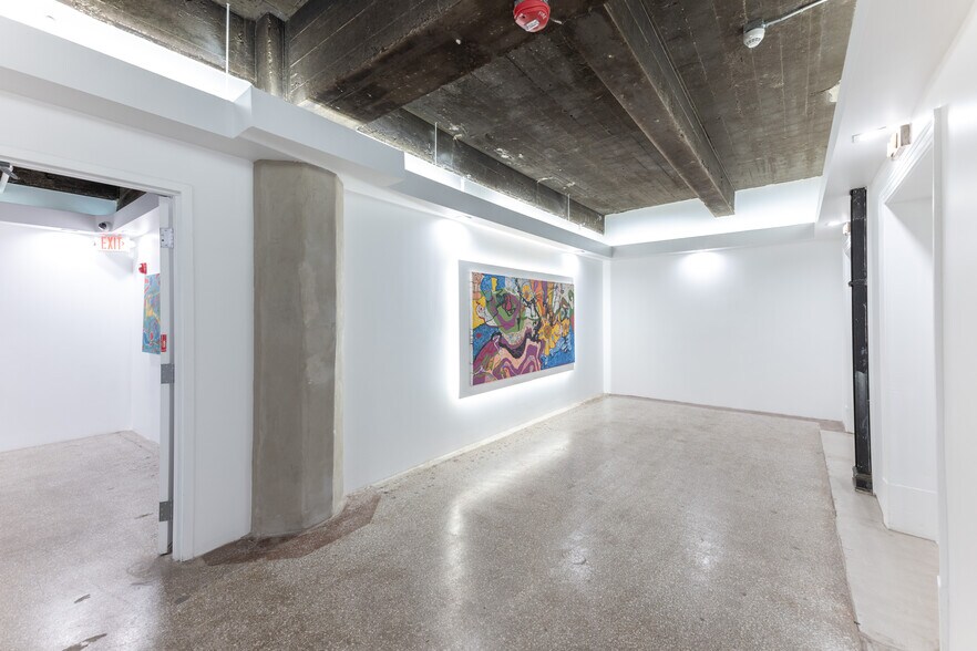 More Photos Of 742-748 S Hill St, Los Angeles Loft Creative Space For Lease