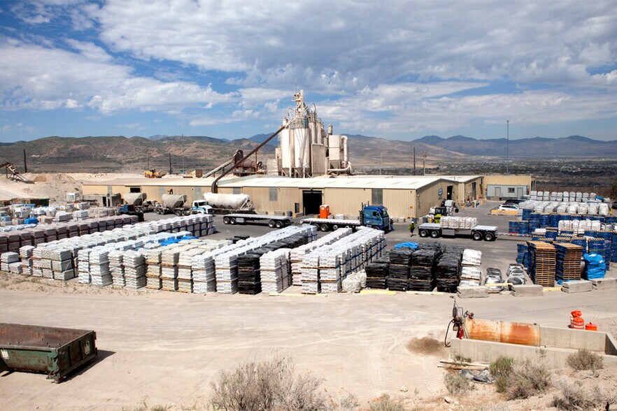 More Photos Of 15567 S Minuteman Dr, Draper Warehouse For Sale