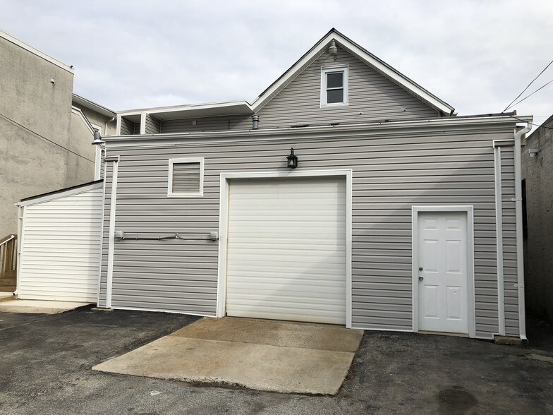 More Photos Of 18 W Winona Ave, Norwood Light Distribution For Sale