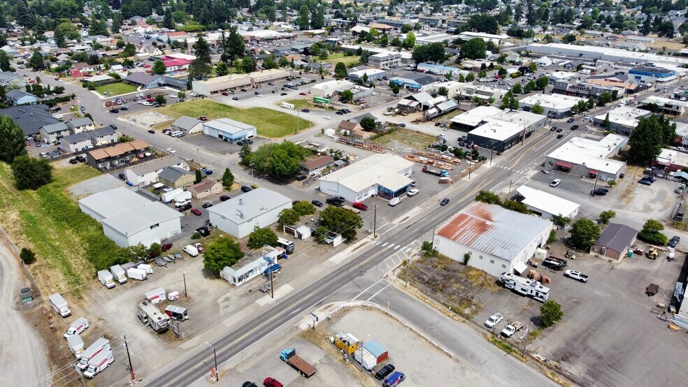 More Photos Of 301 W Main St, Molalla Land For Sale