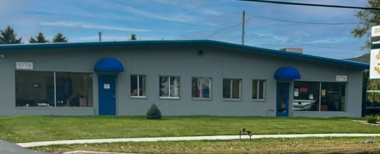 Primary Photo Of 5776-5778 E Grand River Ave, Howell Warehouse For Lease