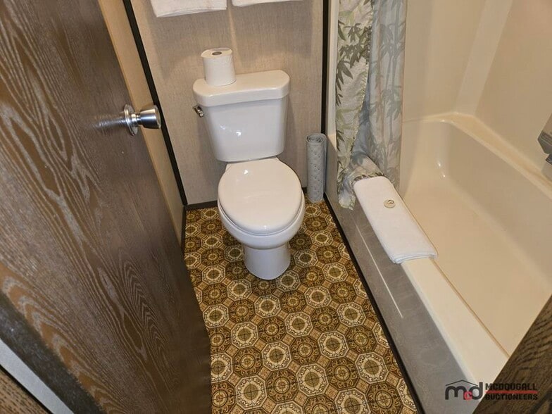 More Photos Of 775 W 5th Ave, Shaunavon Hotel For Sale