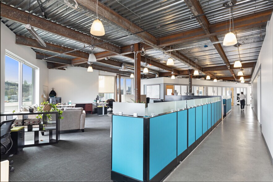 More Photos Of 100 NE Northlake Way, Seattle Office For Sale