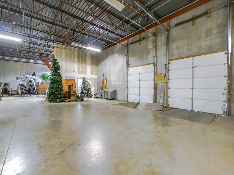More Photos Of 1225 Timberlane Dr, Sauk Centre General Retail For Lease